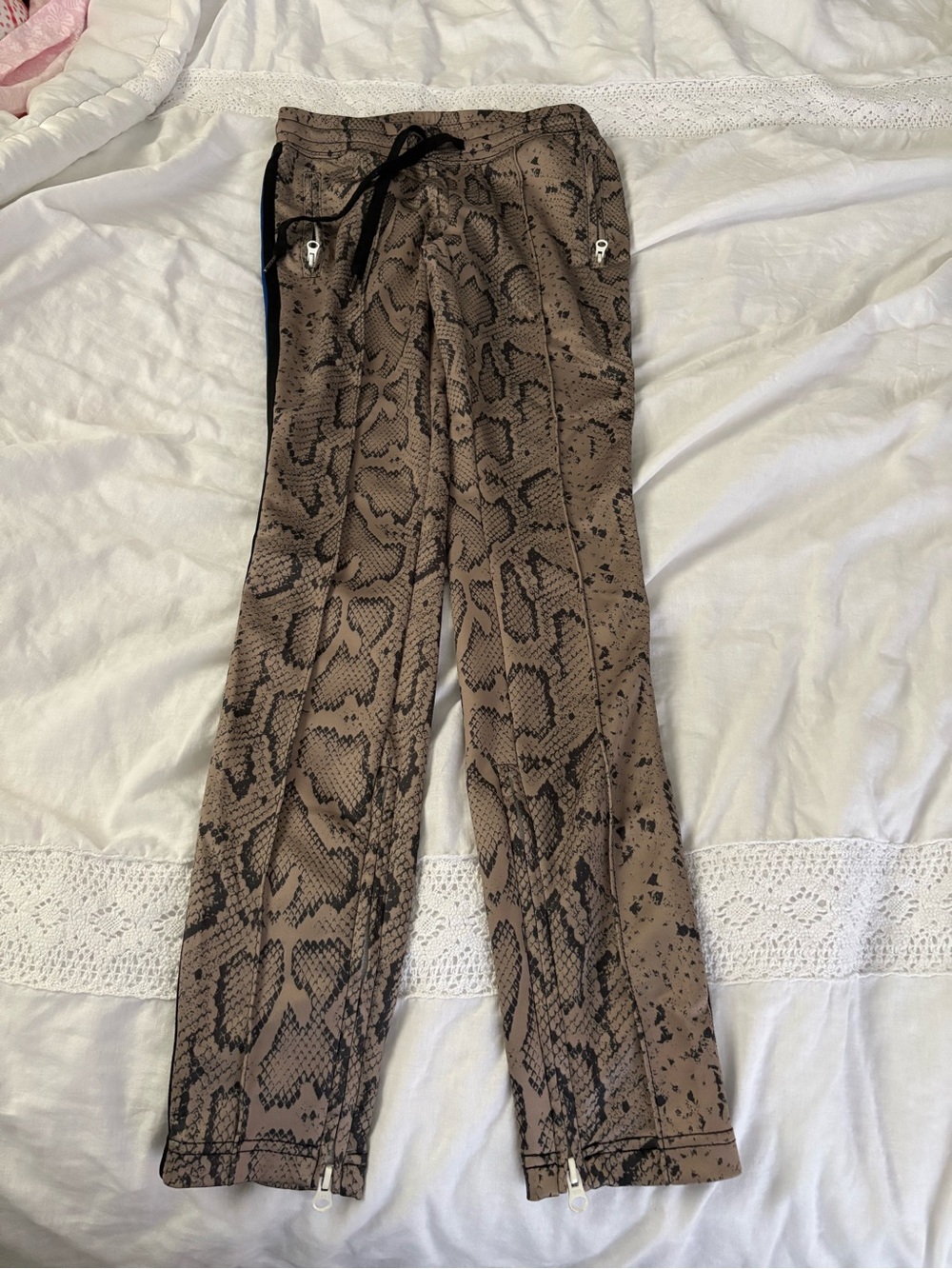 Pam & Gela Petite Snake Print Cigarette Track Pant Zippers stripes - Picture 3 of 10